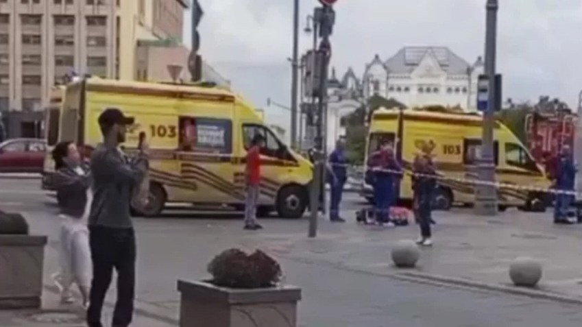 moskvada-guclu-partlayis-olen-ve-yaralilar-var-1756046812