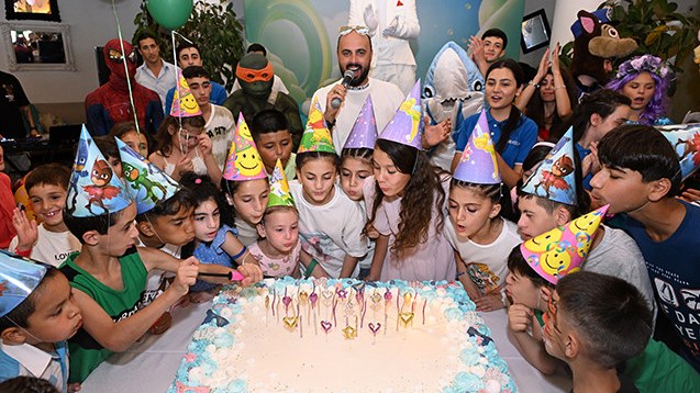 mehriban-eliyevadan-usaqlara-surpriz-video-1756233635