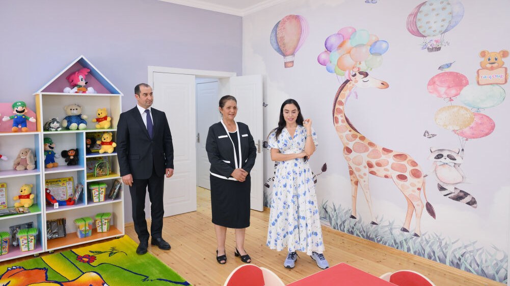 leyla-eliyeva-samaxida-korpeler-evi-usaq-bagcalarinin-acilisinda-foto-1756395065